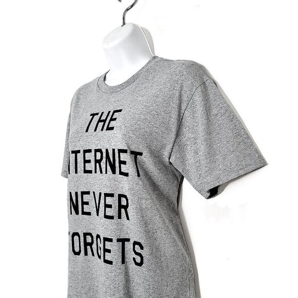 3/$15 | The Internet Never Forgets Graphic Tee | S - Picture 2 of 7